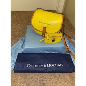 Dooney & Bourke Purse/Wallet
